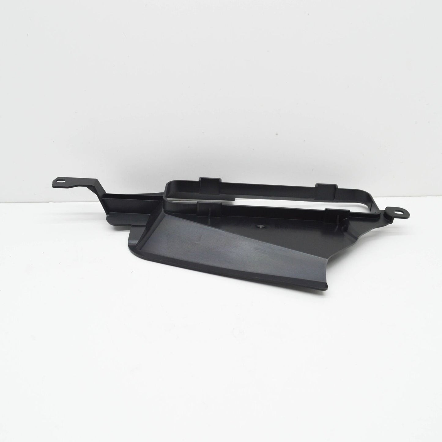 NEW MB CLS C218 REAR RIGHT WING AIR INTAKE FLAP COVER A2188300200 ORIGINAL