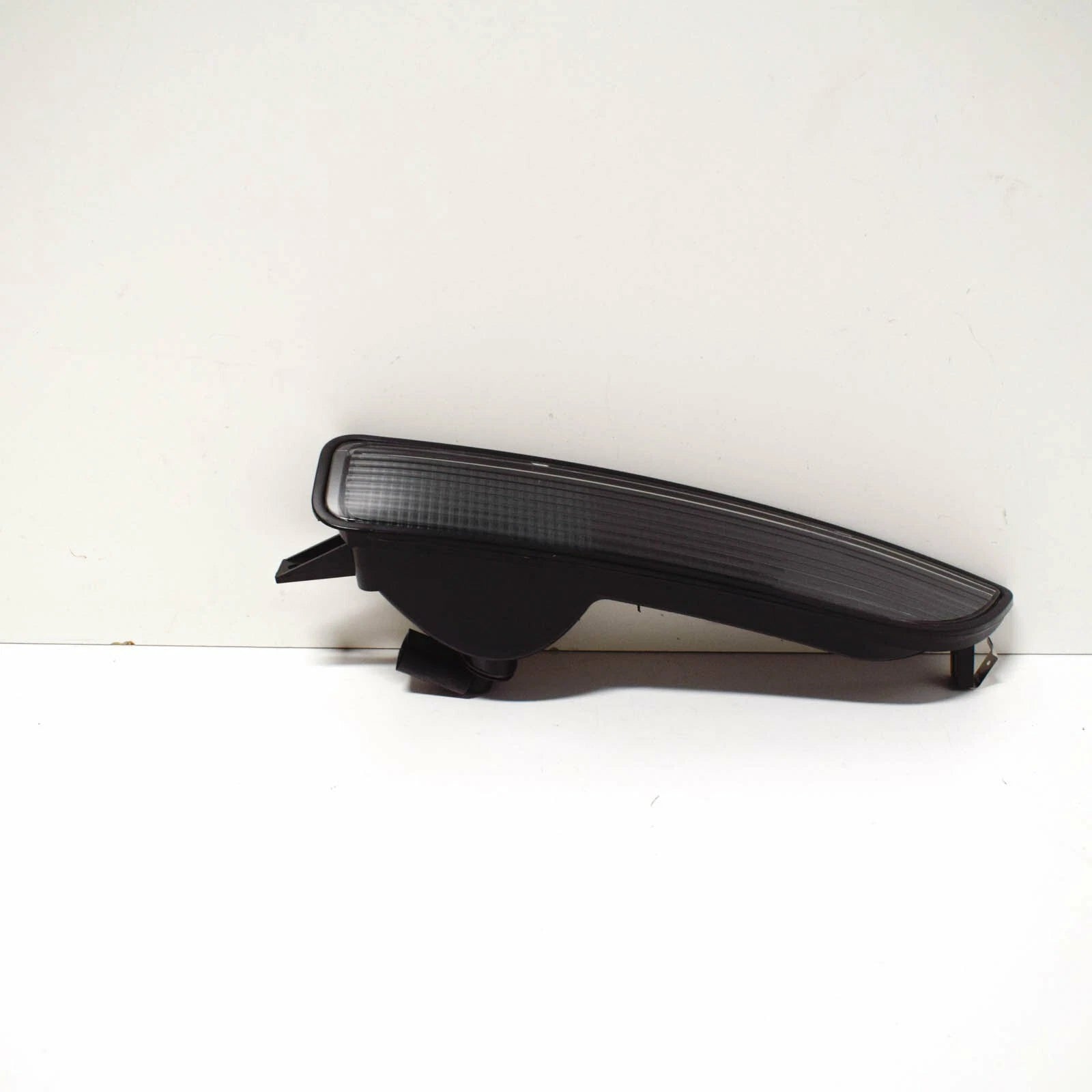NEW VW BEETLE 1C REAR BUMPER RIGHT LOWER REVERSING LIGHT 1C0941072G