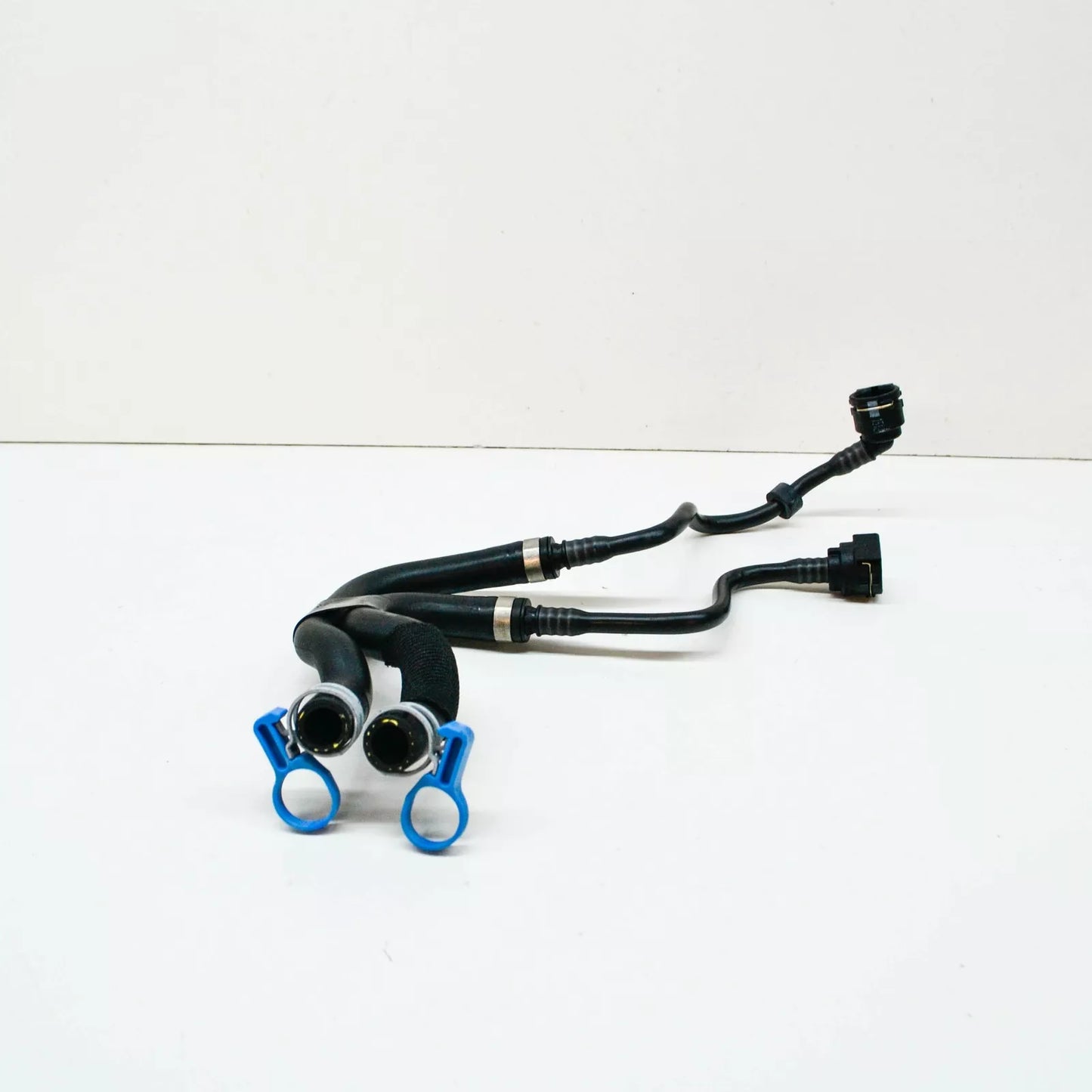 NEW BMW 2 ACTIVE TOURER F45 OIL HEAT EXCHANGER HOSE 17128658491 ORIGINAL