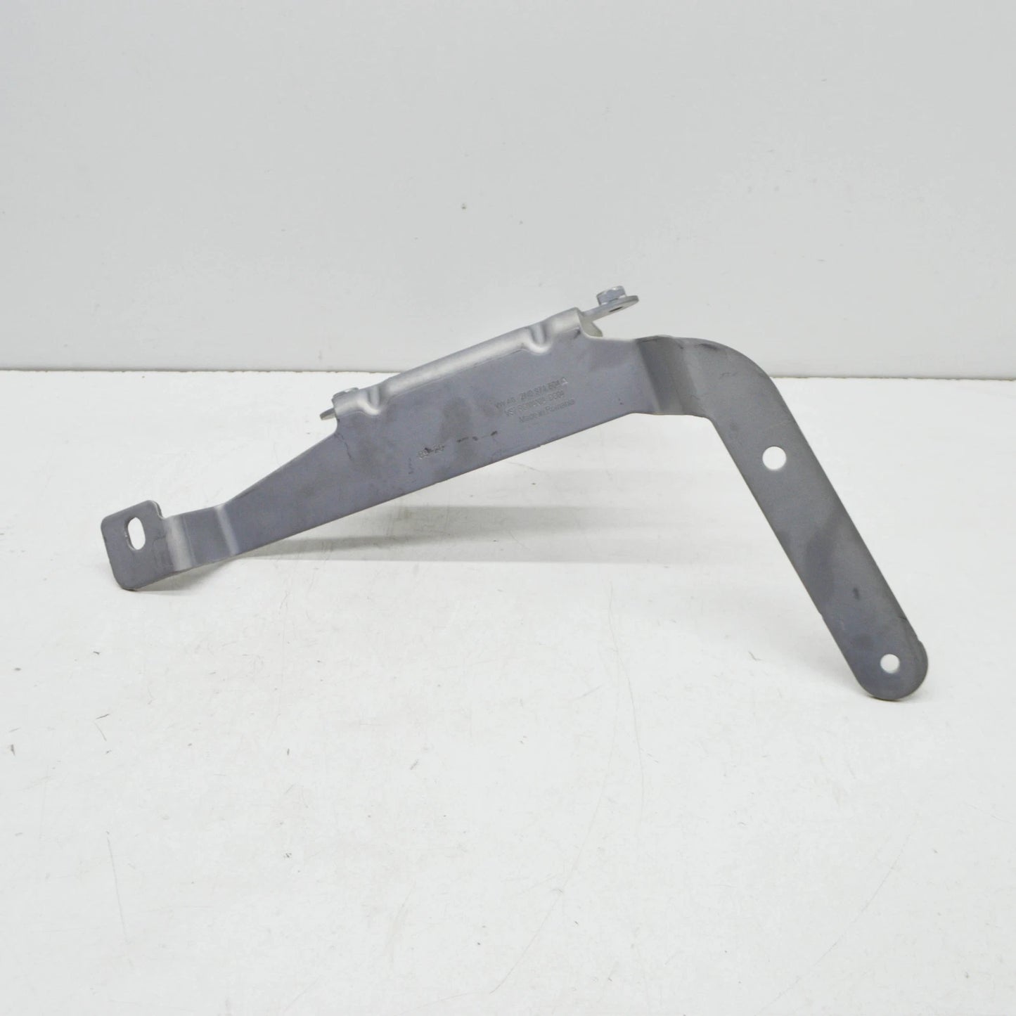 NEW VOLKSWAGEN CRAFTER SZ DISTRIBUTOR BRACKET 2N0971804A ORIGINAL