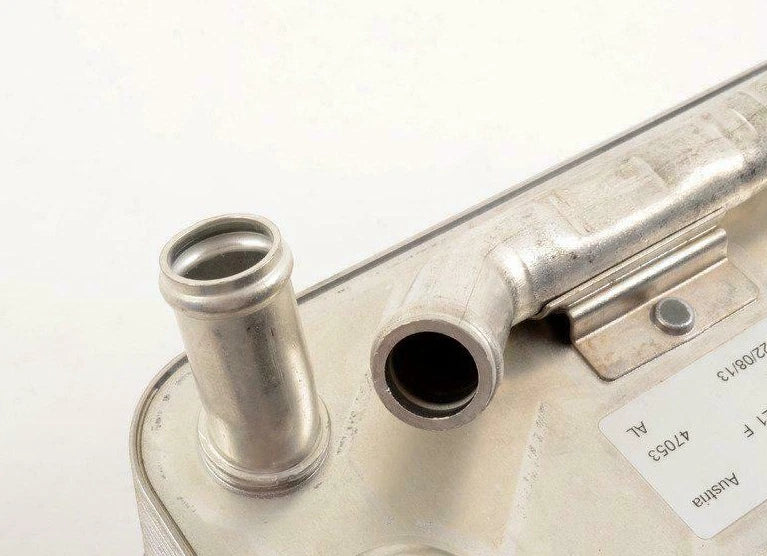 NEW AUDI A6 C6 OIL COOLER 07L117021F ORIGINAL