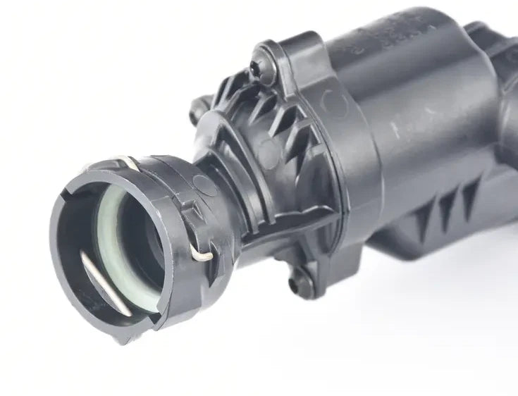 NEW VW TOURAN 5T ENGINE COOLANT THERMOSTAT HOUSING 04L121026AF ORIGINAL