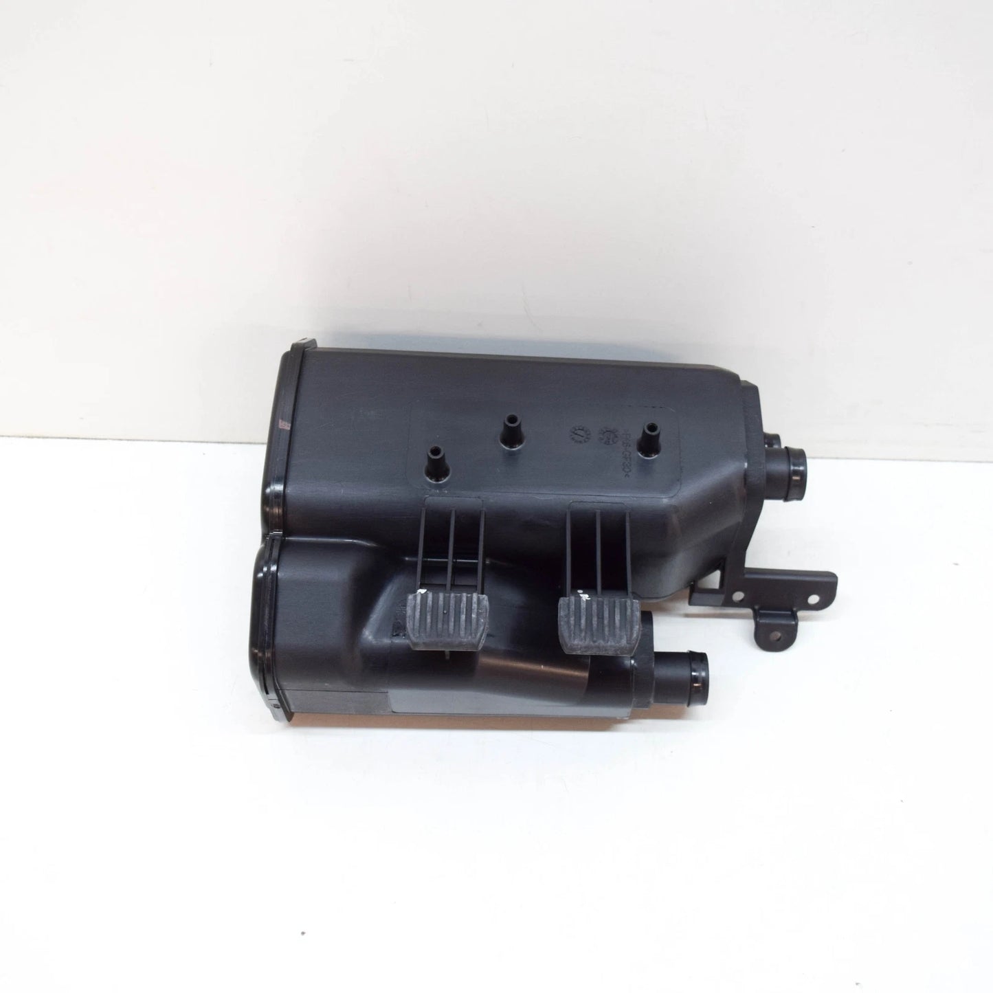 NEW BMW 5 E60 VAPOR CANISTER ACTIVATED CHARCOAL FILTER 16137162350 ORIGINAL