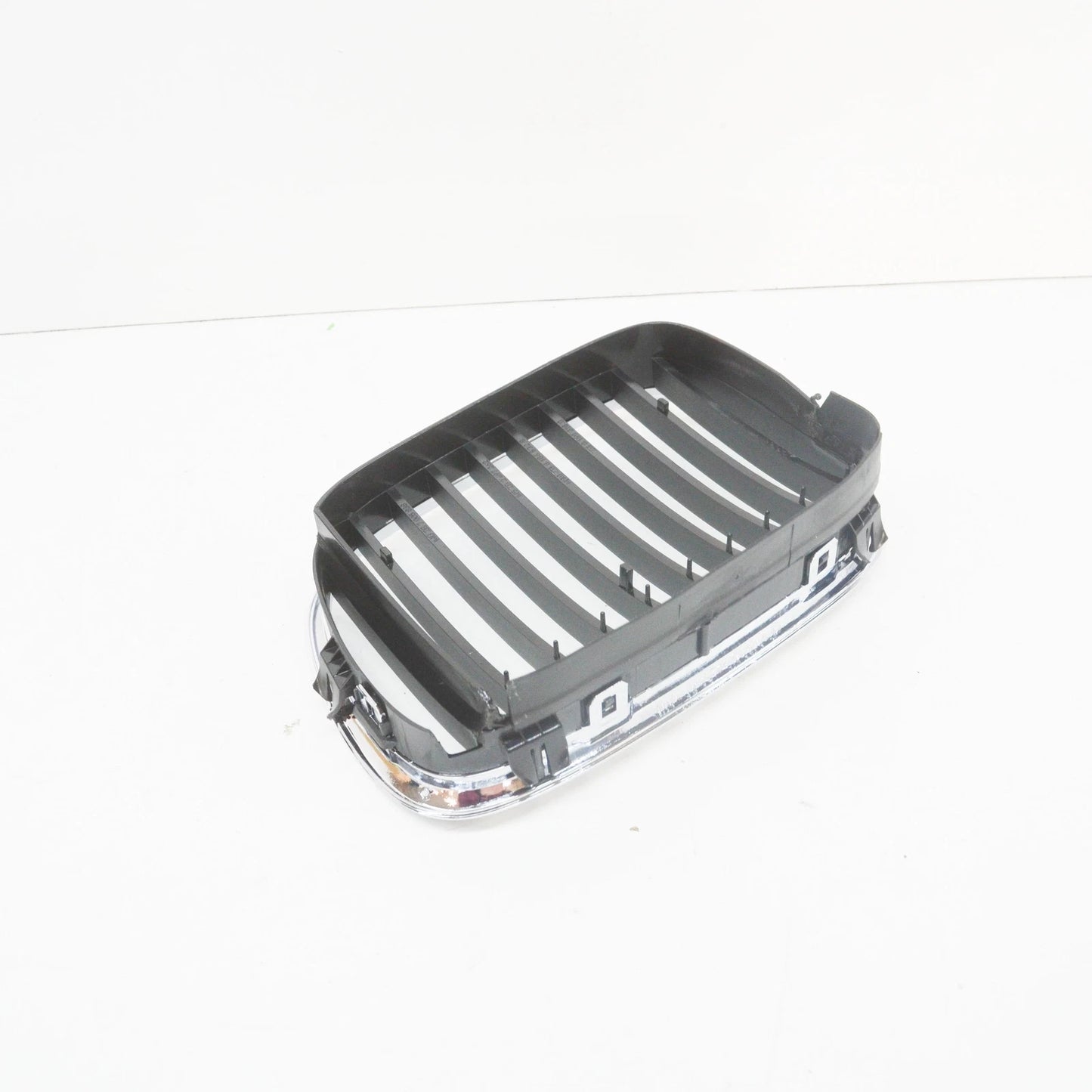 NEW BMW E39 FRONT RADIATOR KIDNEY CHROME GRILLE LEFT 8184531 51138184531