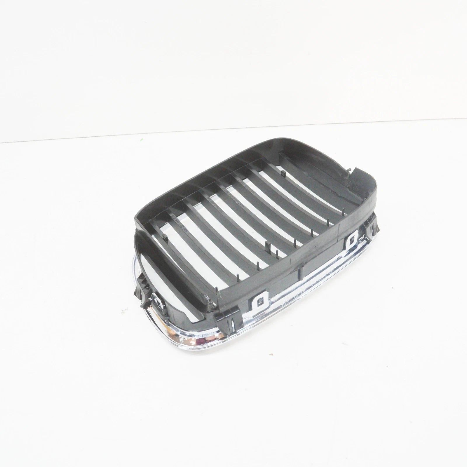 NEW BMW E39 FRONT RADIATOR KIDNEY CHROME GRILLE LEFT 8184531 51138184531
