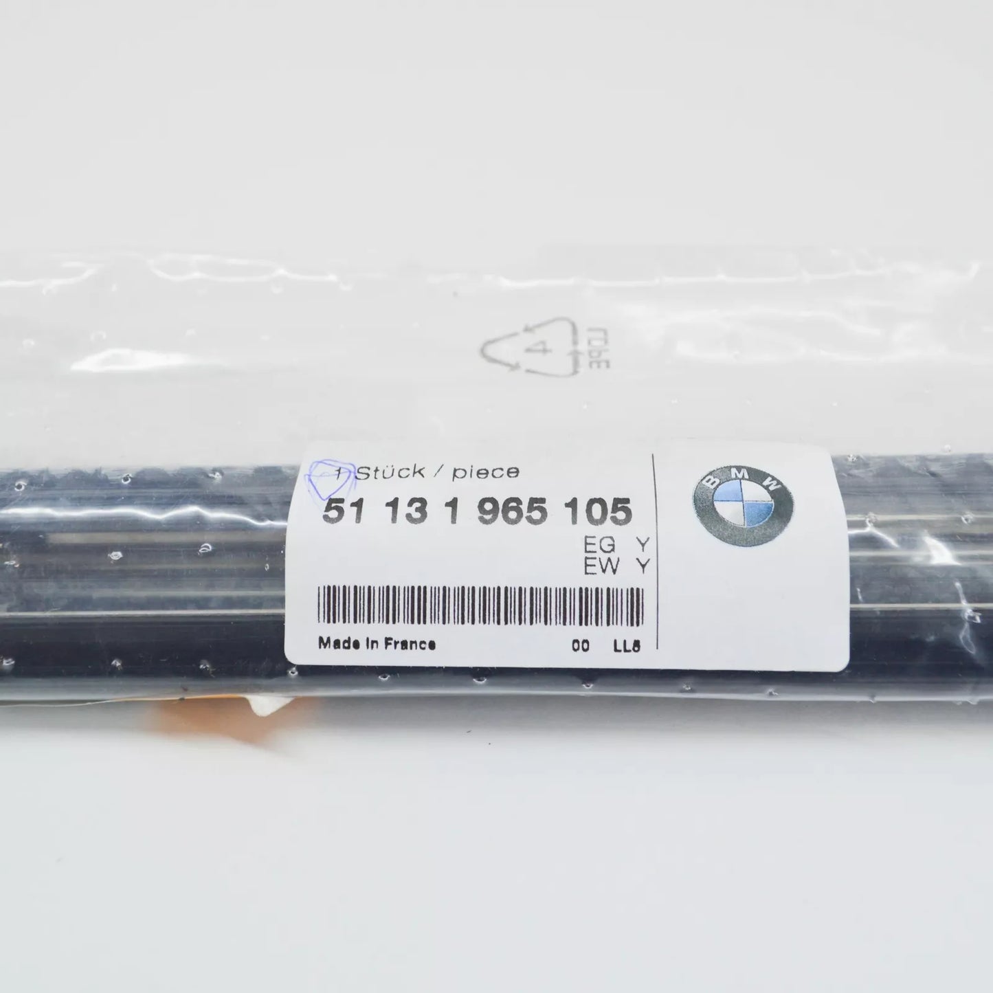 NEW BMW 3 E30 REAR LEFT FENDER MOULDING 51131965105 1965105 ORIGINAL