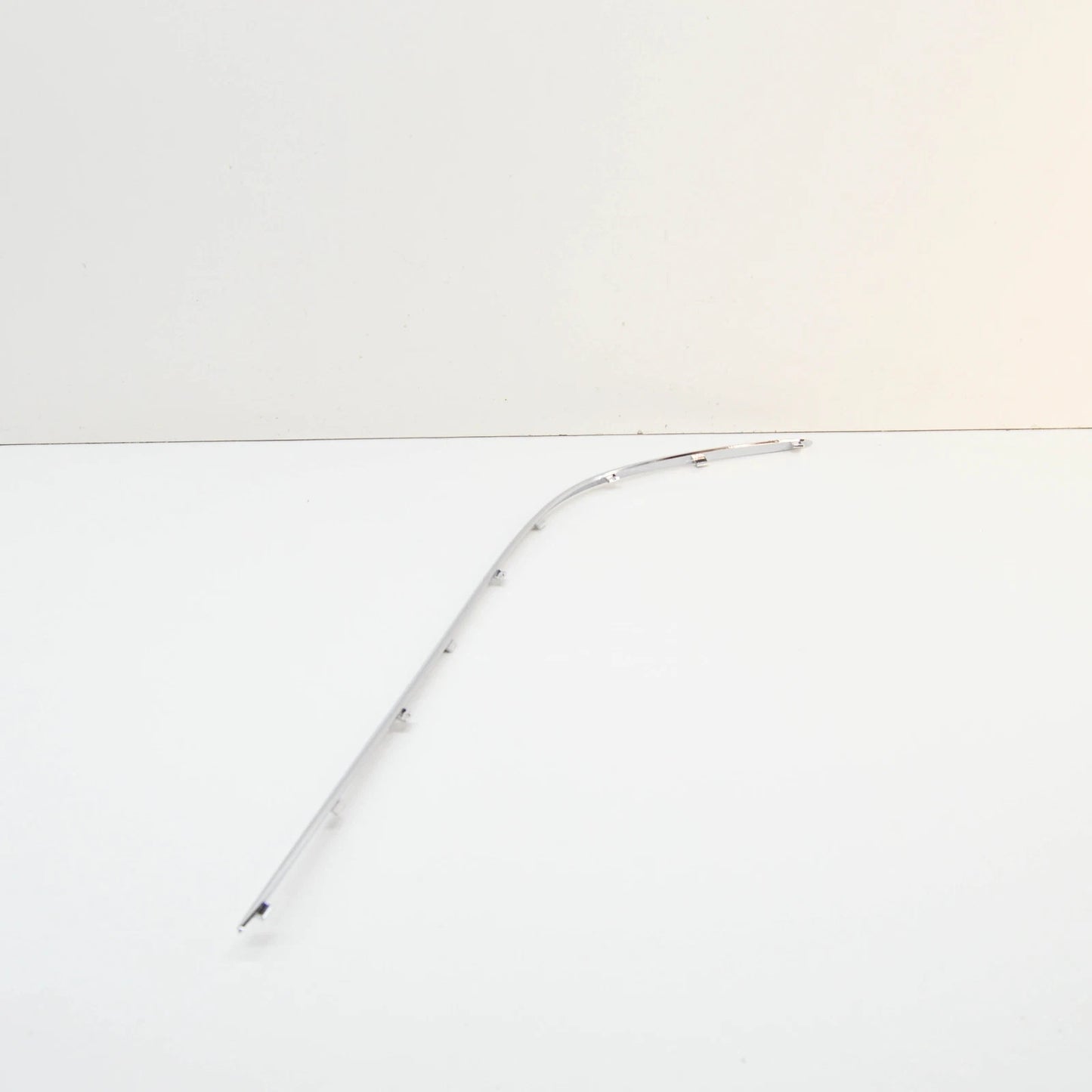 NEW MERCEDES-BENZ S W220 FRONT BUMPER RIGHT CHROME TRIM A2208850674 ORIGINAL