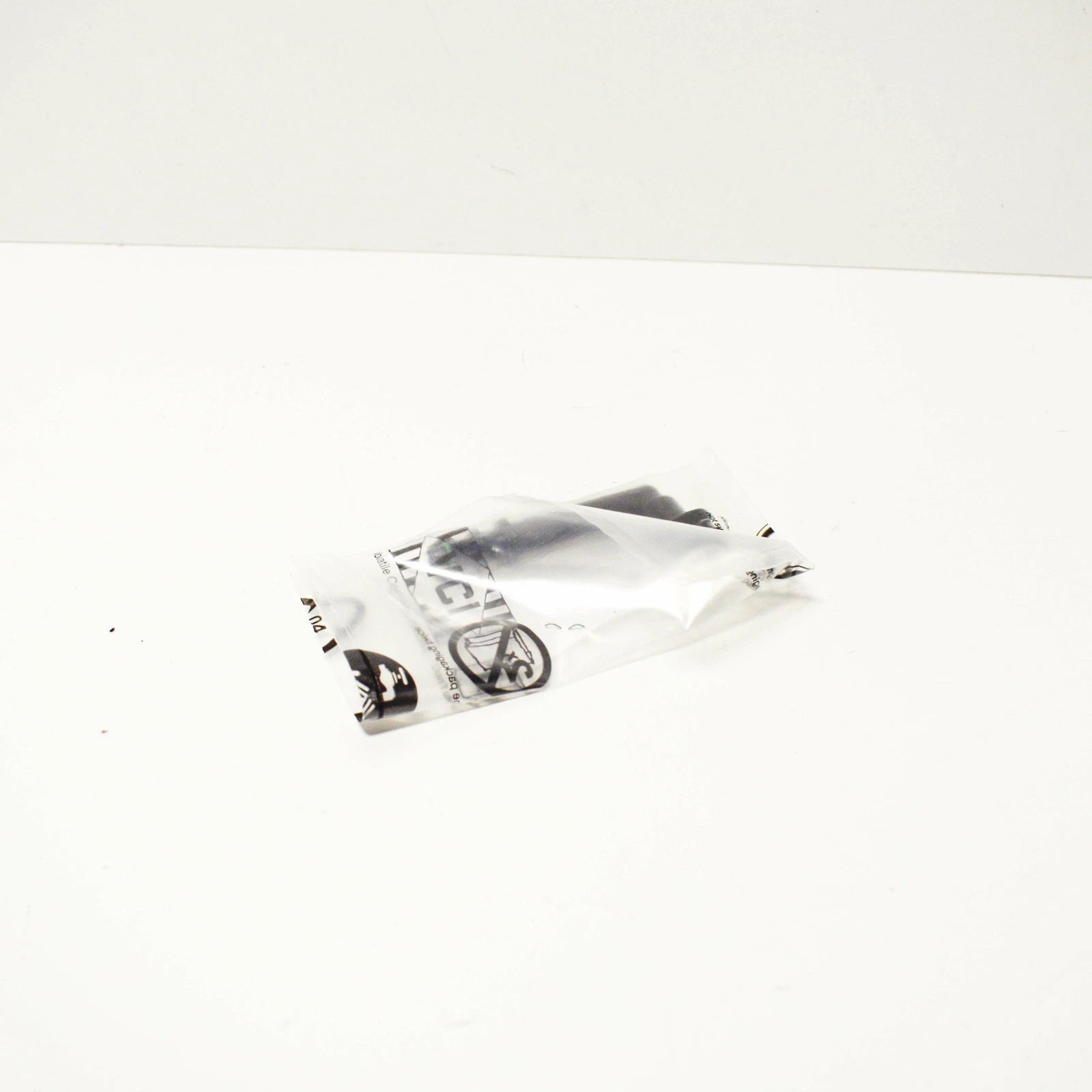 NEW VOLKSWAGEN GOLF MK6 WASHER PUMP CONNECTOR 1T0955665 ORIGINAL