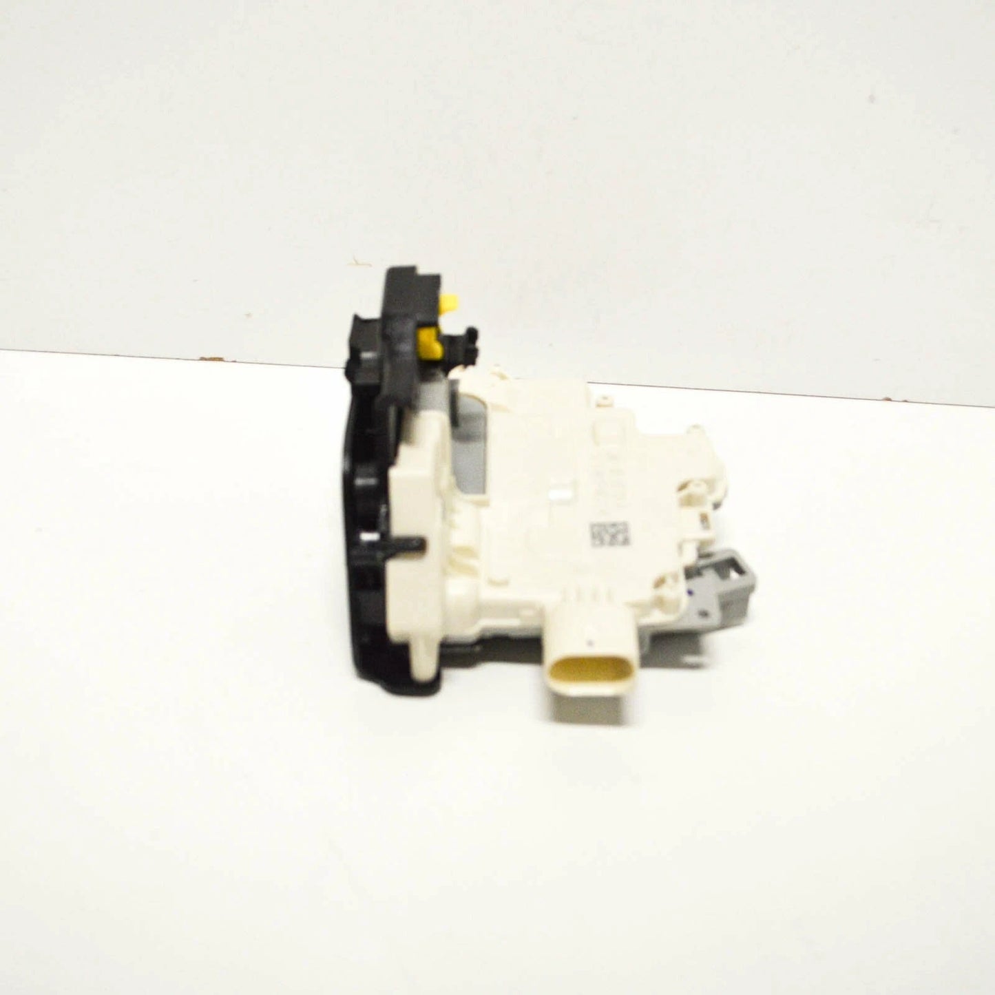 NEW AUDI A6 C6 FRONT RIGHT DOOR LOCK LHD 4F1837016A ORIGINAL