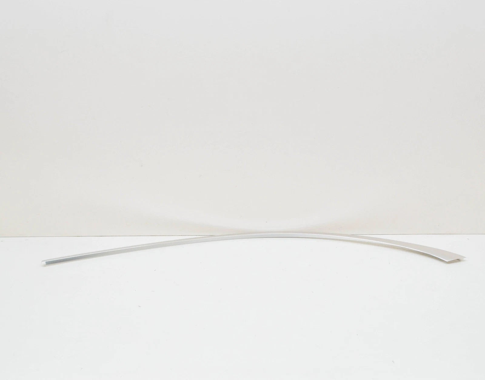 NEW MERCEDES-BENZ S W222 REAR LEFT DOOR WINDOW TRIM STRIP A2226989700 ORIGINAL