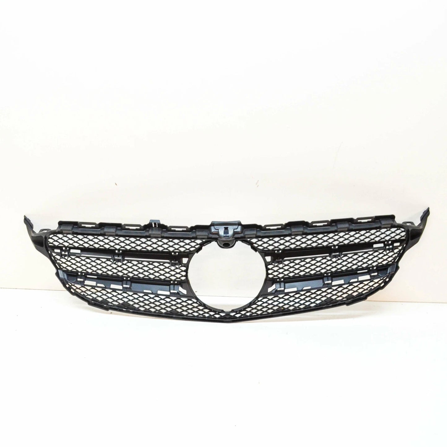 NEW MERCEDES-BENZ C-CLASS W205 FRONT RADIATOR GRILLE A2058880323 2016