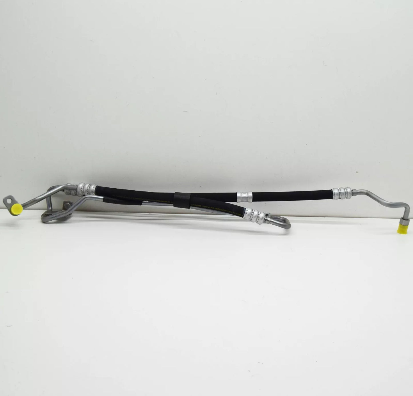 NEW MERCEDES-BENZ C W204 PUMP TO STEERING EXPANSION HOSE RHD A2044605324