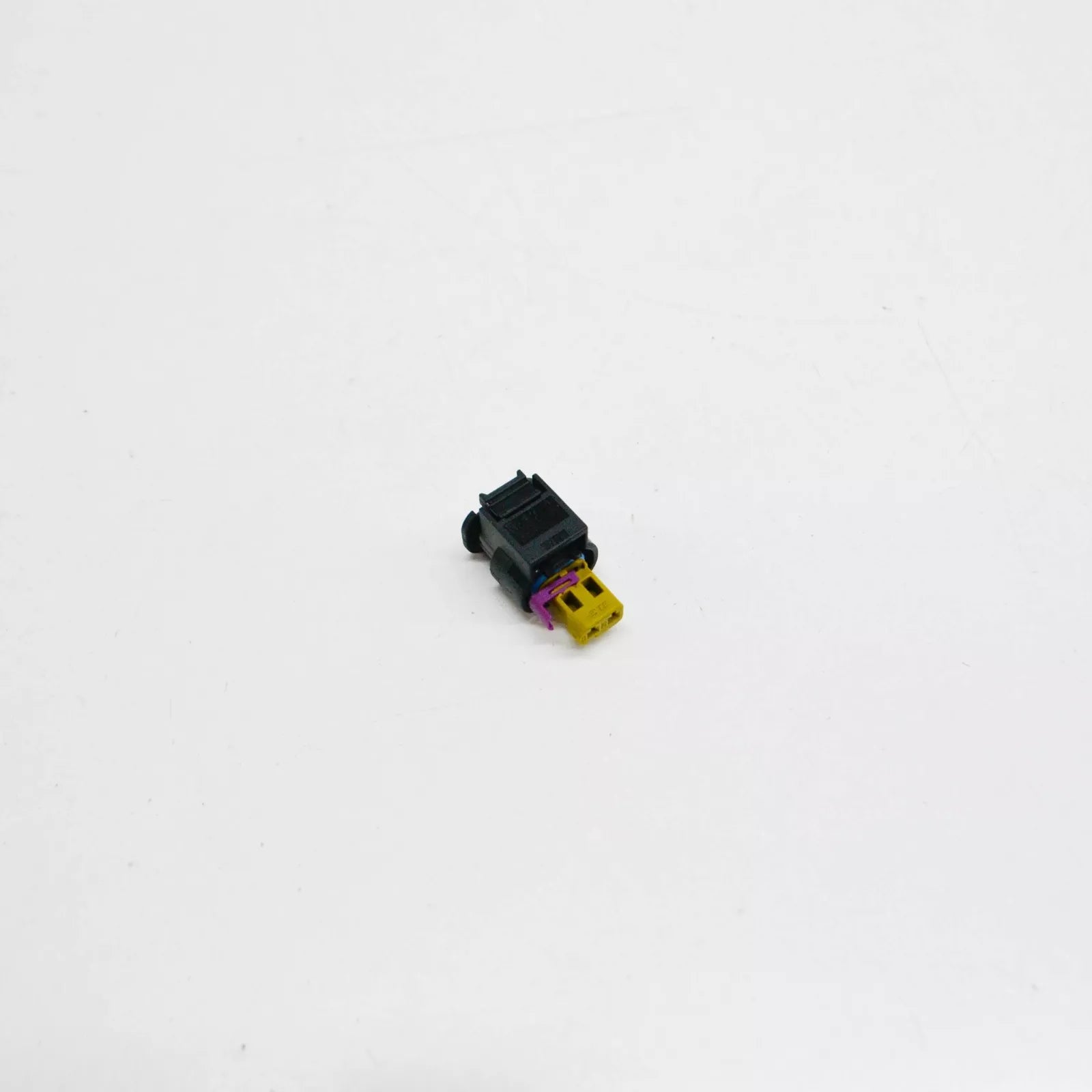 NEW AUDI A4 B8 WIRING CONNECTOR PLUG HOUSING 07P973702 ORIGINAL