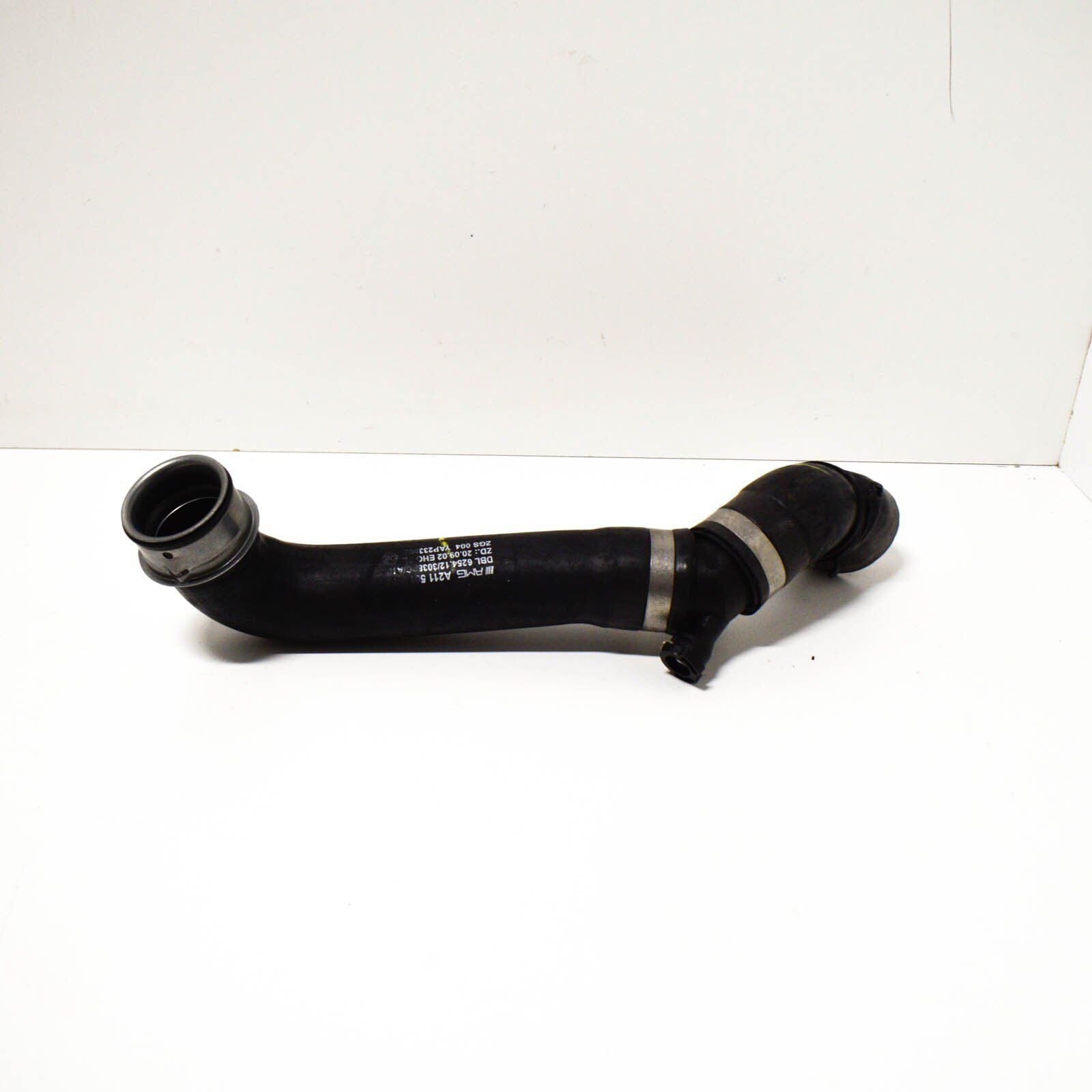 NEW MERCEDES-BENZ E W211 AMG UPPER RADIATOR HOSE A2115013782 ORIGINAL