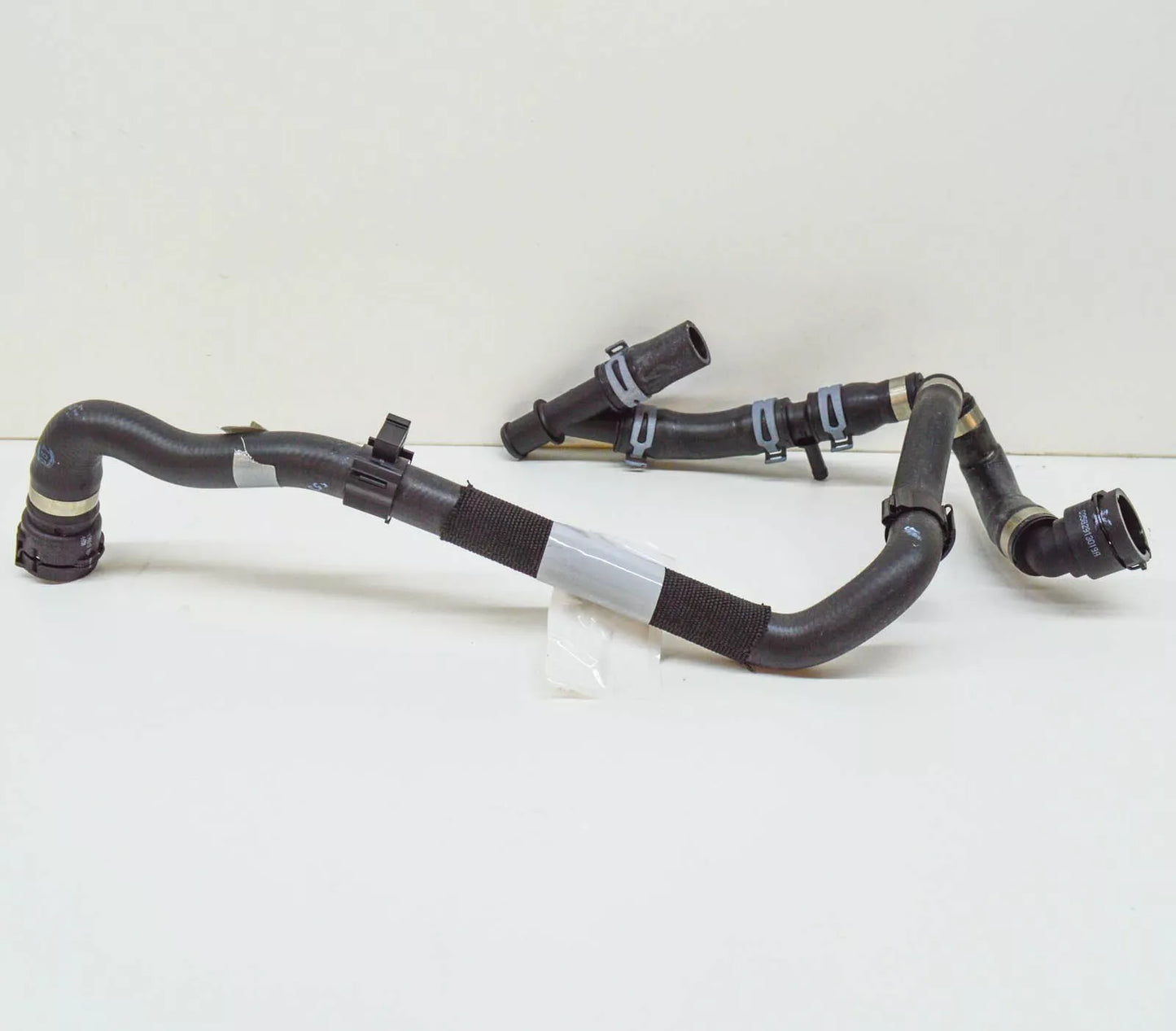 NEW AUDI Q7 4M FRONT LEFT WATER COOLANT HOSE 4M0122109AN ORIGINAL