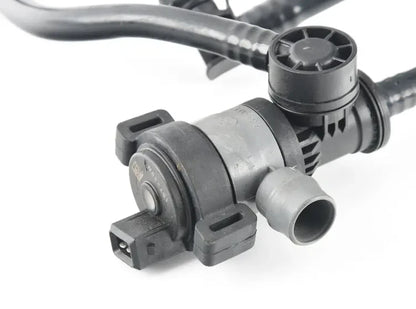 NEW BMW 5 F07 FUEL TANK BREATHER VALVE WITH PIPE 13907636143 ORIGINAL