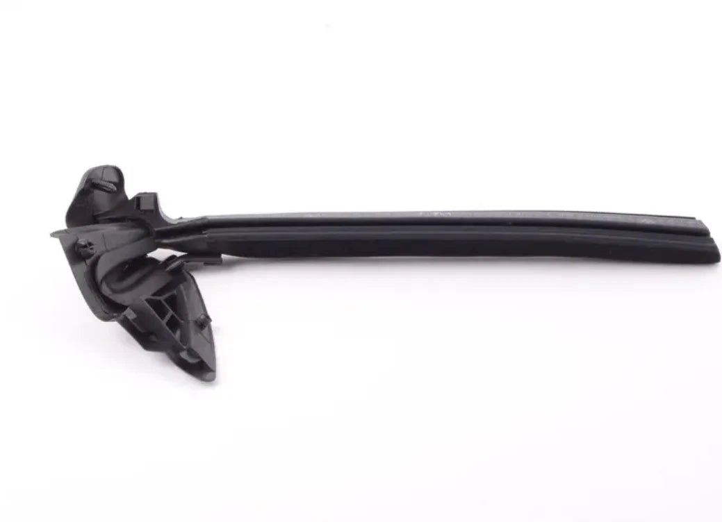 NEW BMW Z4 E89 REAR RIGHT INNER CHANNEL SEALING 51377046124 7046124 ORIGINAL