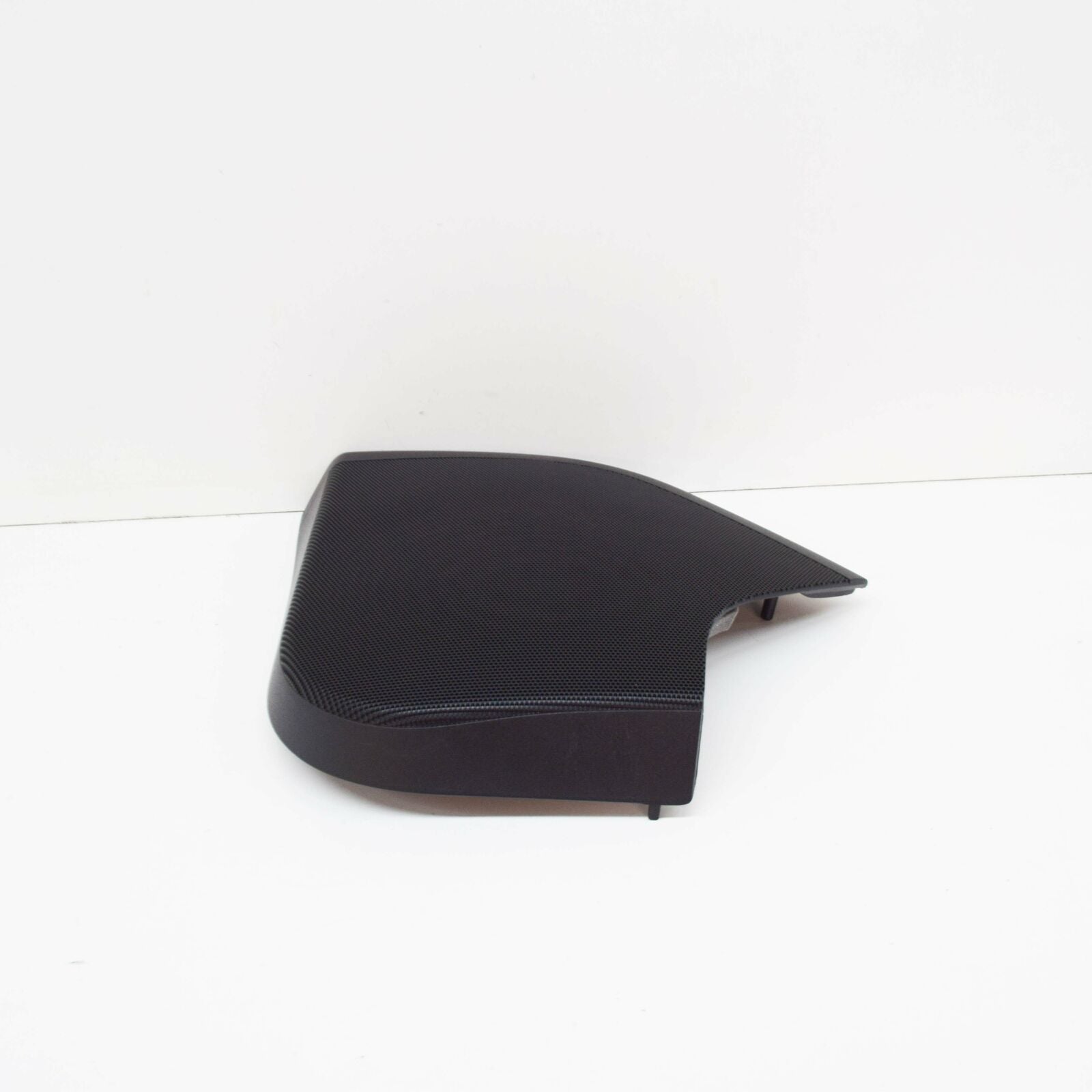 NEW MERCEDES-BENZ C W203 FRONT LEFT DOOR SPEAKER COVER A20372701889051 ORIGINAL