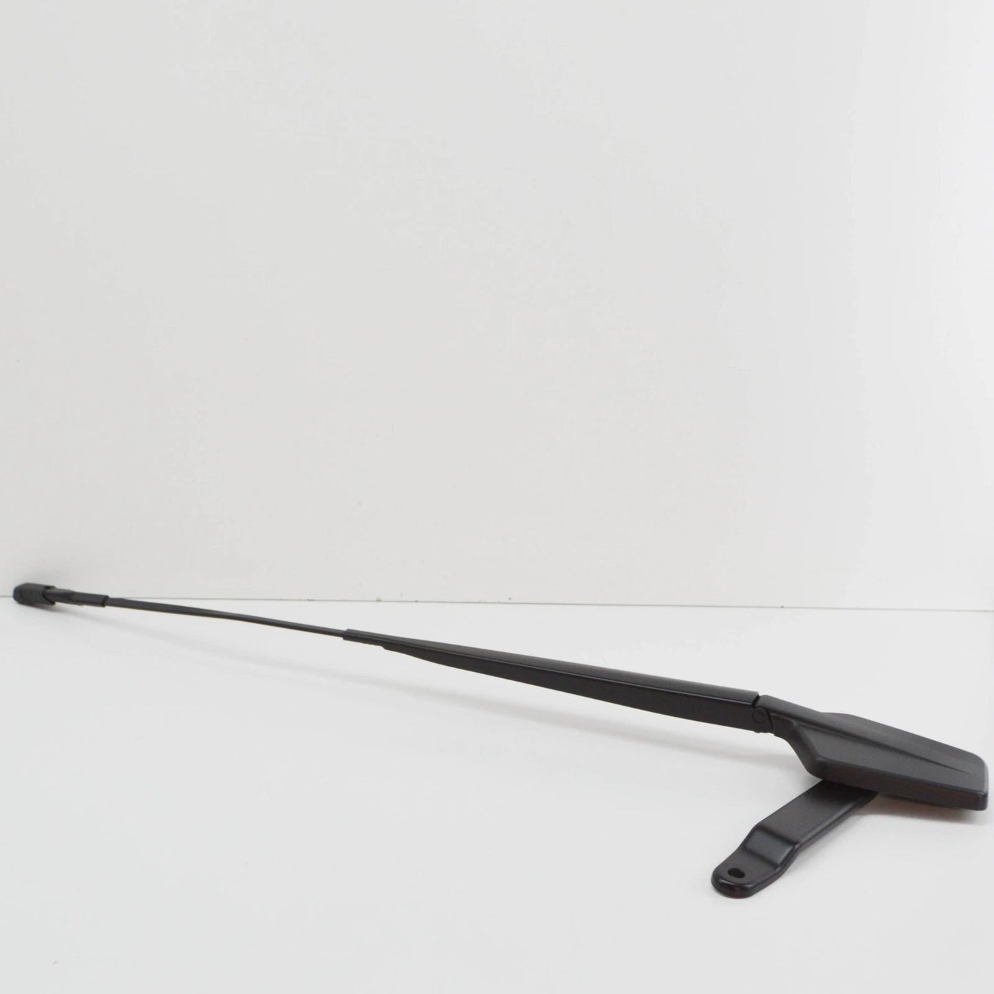 NEW MERCEDES-BENZ VITO W447 FRONT RIGHT WIPER ARM LHD A4478200100 ORIGINAL