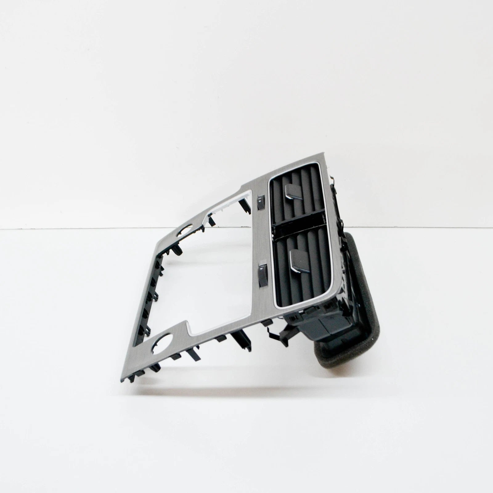 NEW VW GOLF MK7 CENTRE FRESH AIR VENT LHD 5G1819728AFDMD ORIGINAL