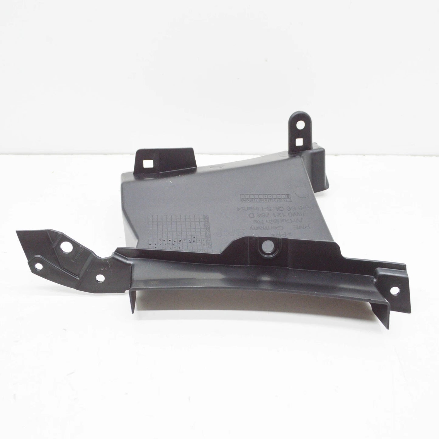 NEW AUDI A4 AVANT B9 RIGHT AIR GUIDE 8W0121764D ORIGINAL