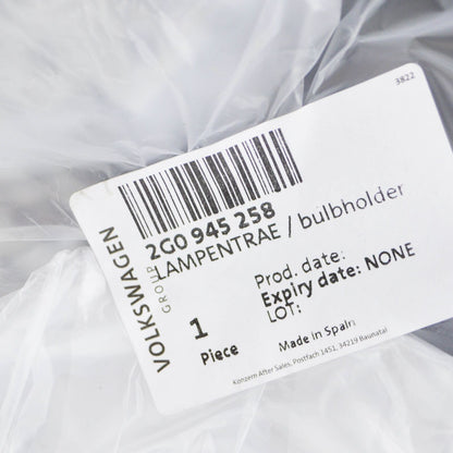 NEW VOLKSWAGEN POLO 6R REAR RIGHT BULB HOLDER 2G0945258 ORIGINAL