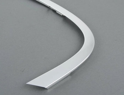 NEW BMW 5 F10 REAR RIGHT DOOR WINDOW FINISHER TRIM 51357182299 7182299 ORIGINAL