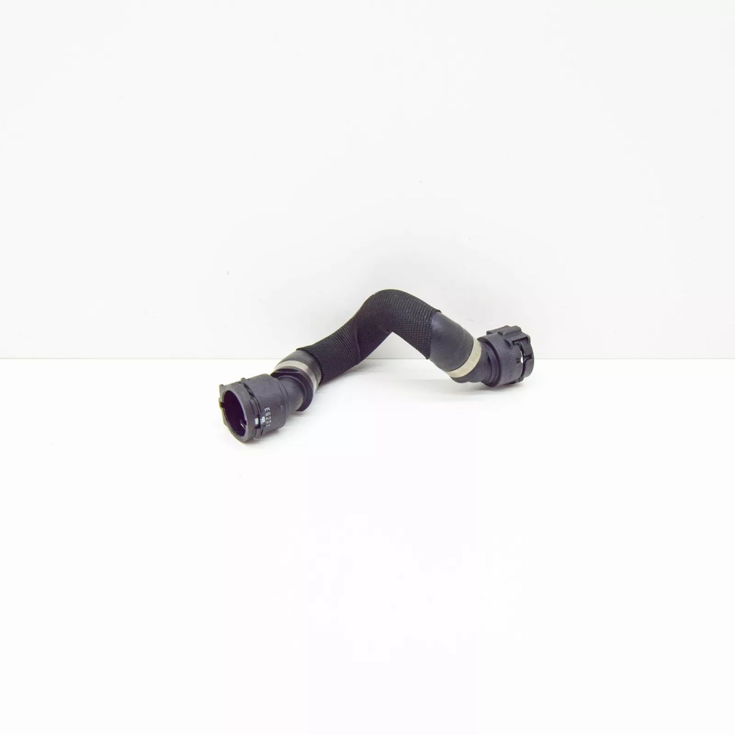 NEW MERCEDES-BENZ E W213 LEFT WATER COOLANT RADIATOR HOSE A2135013700 ORIGINAL