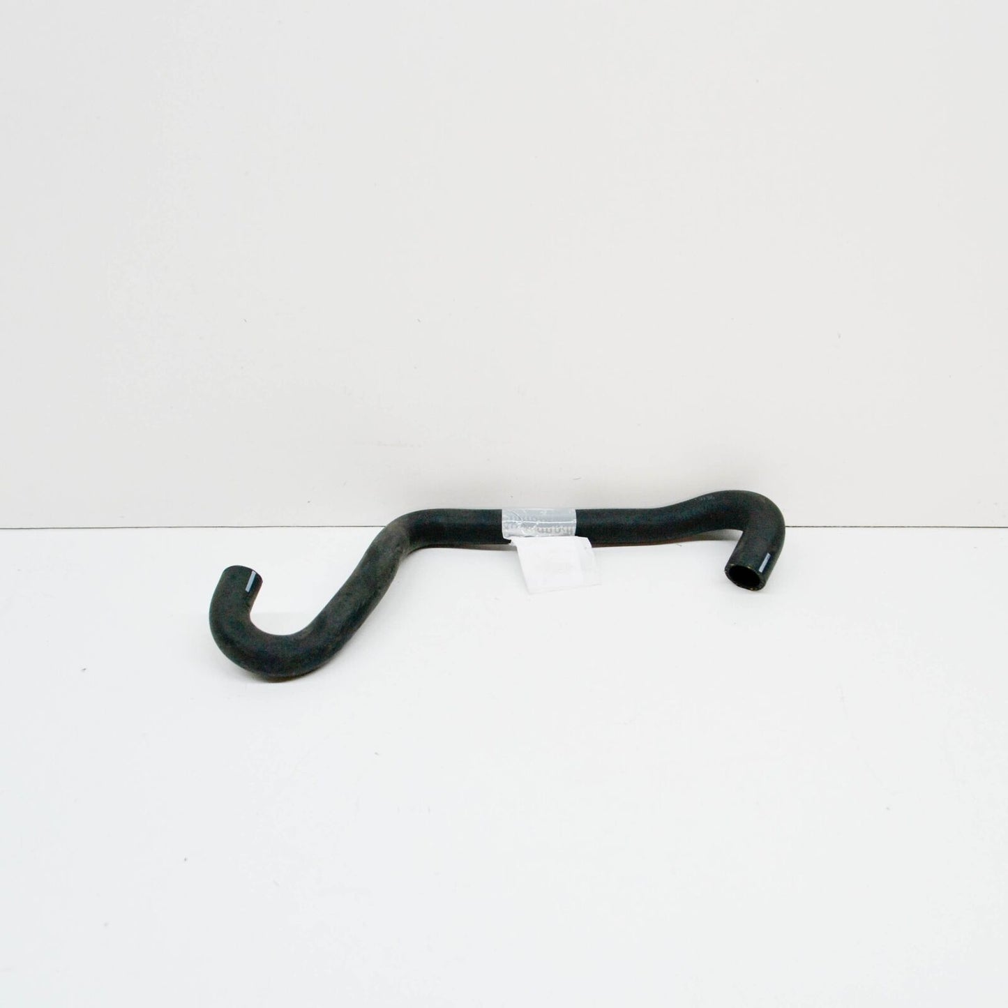 NEW MB SPRINTER W906 FEED LINE TO ENGINE WATER PUMP HOSE A9068321123 ORIGINAL