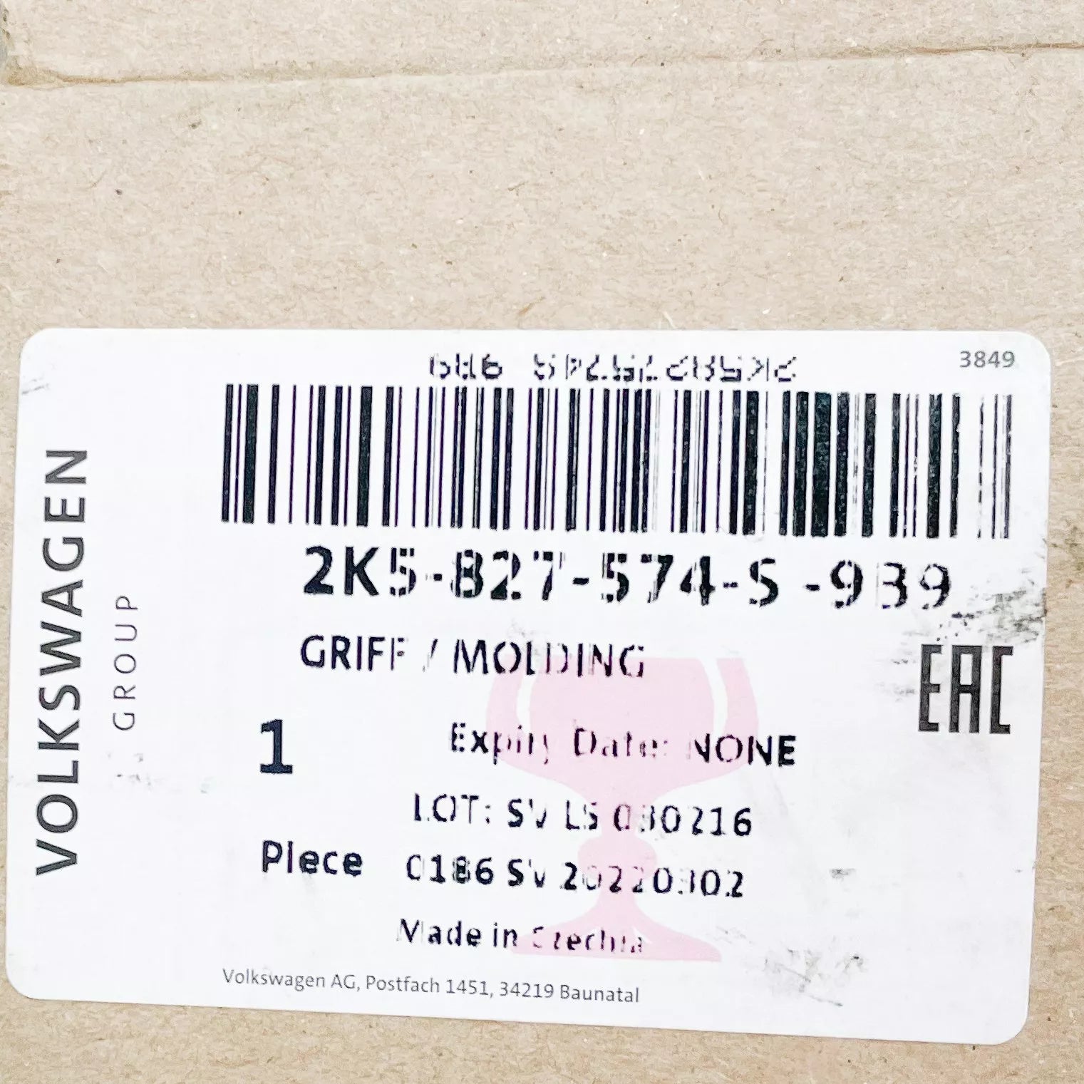 NEW VW CADDY 2K REAR BACK DOOR GRIP MOLDING 2K5827574S9B9