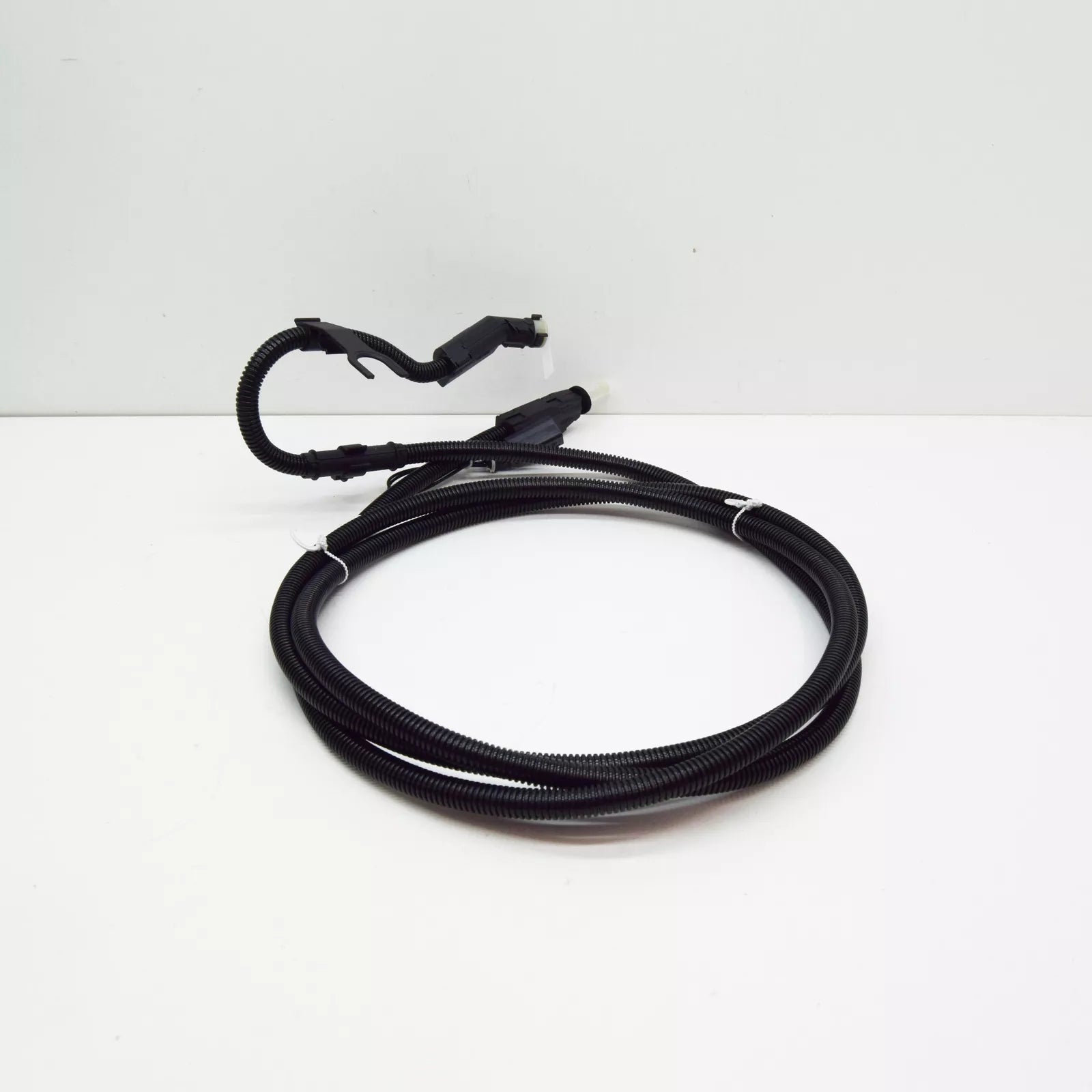 NEW VW PASSAT B8 3G REDUCING AGENT INJECTOR METERING LINE 3Q0131984AD ORIGINAL