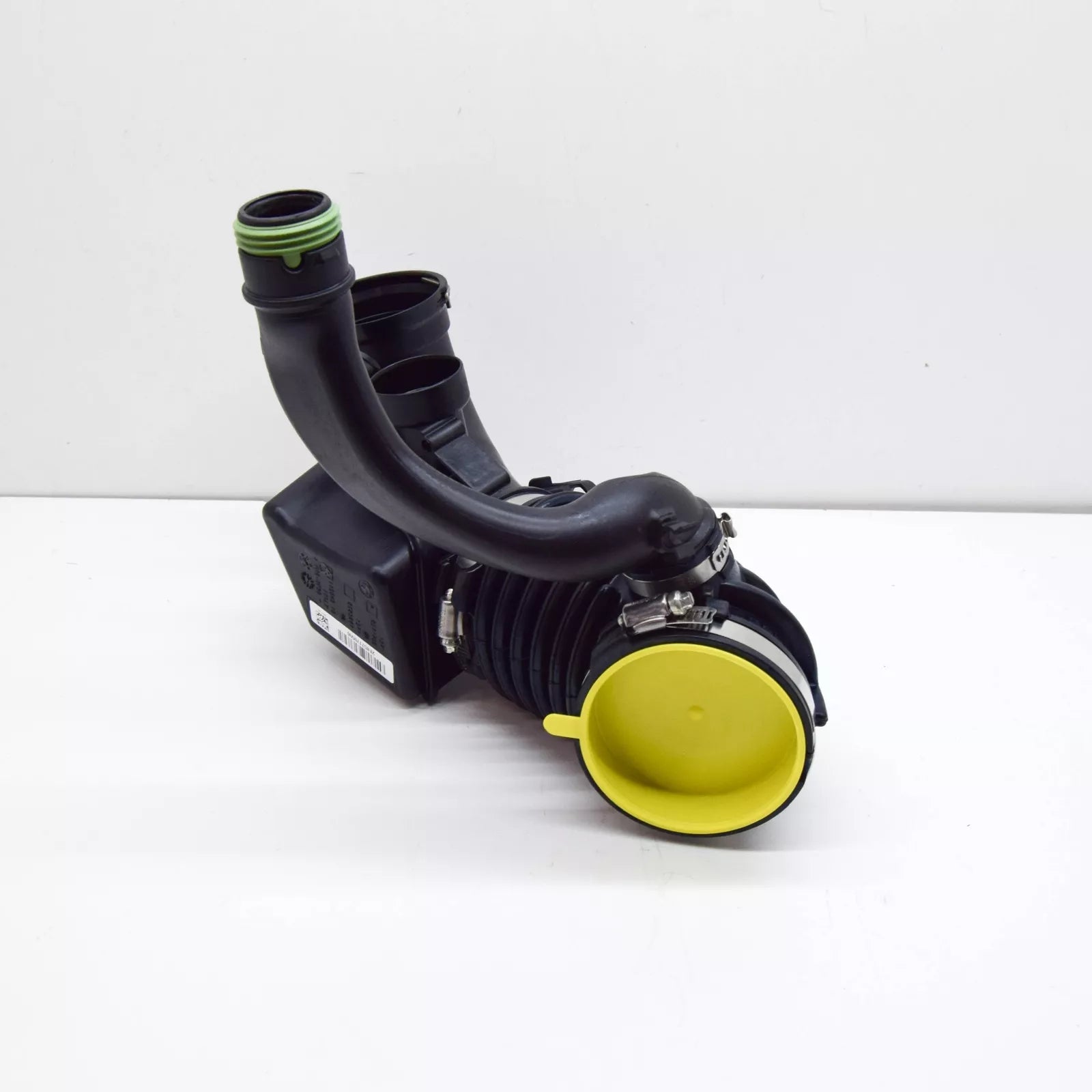 NEW BMW X4 G02 FILTERED AIR PIPE 13718571705 ORIGINAL