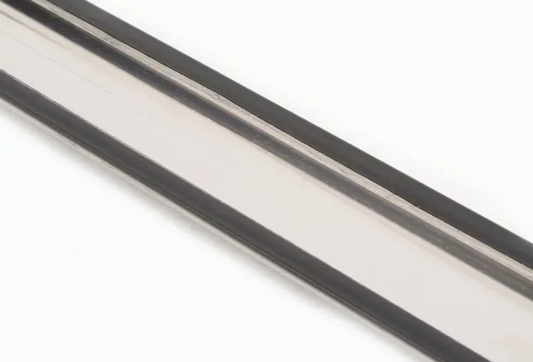 NEW BMW 1502-2002TII FRONT LEFT DOOR MOLDING 51131814687 1814687 ORIGINAL