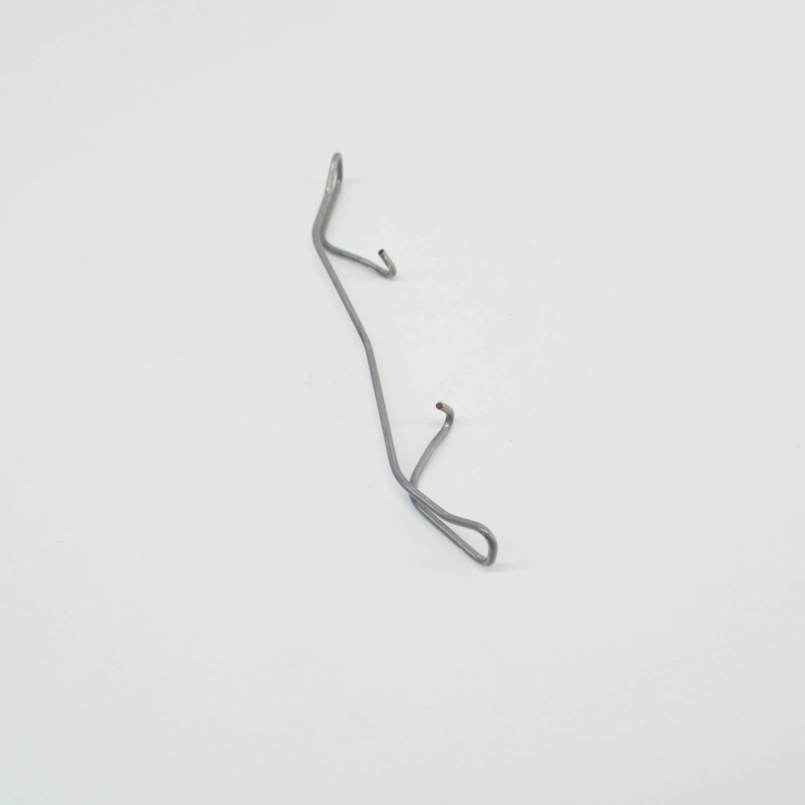 NEW AUDI Q3 8U FRONT BRAKE CALIPER RETAINING SPRING 5N0615269 ORIGINAL