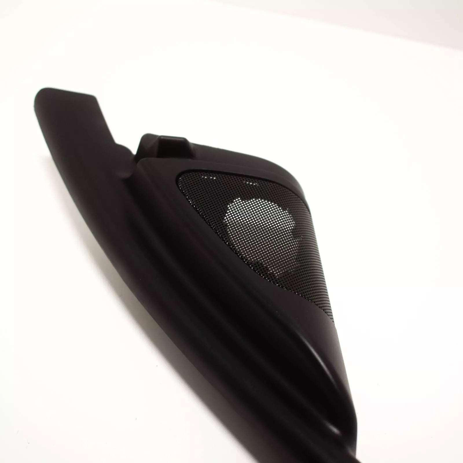 NEW BMW 3 E90 FRONT DOOR SPEAKER COVER WINDOW FRAME LEFT 51337258575 ORIGINAL
