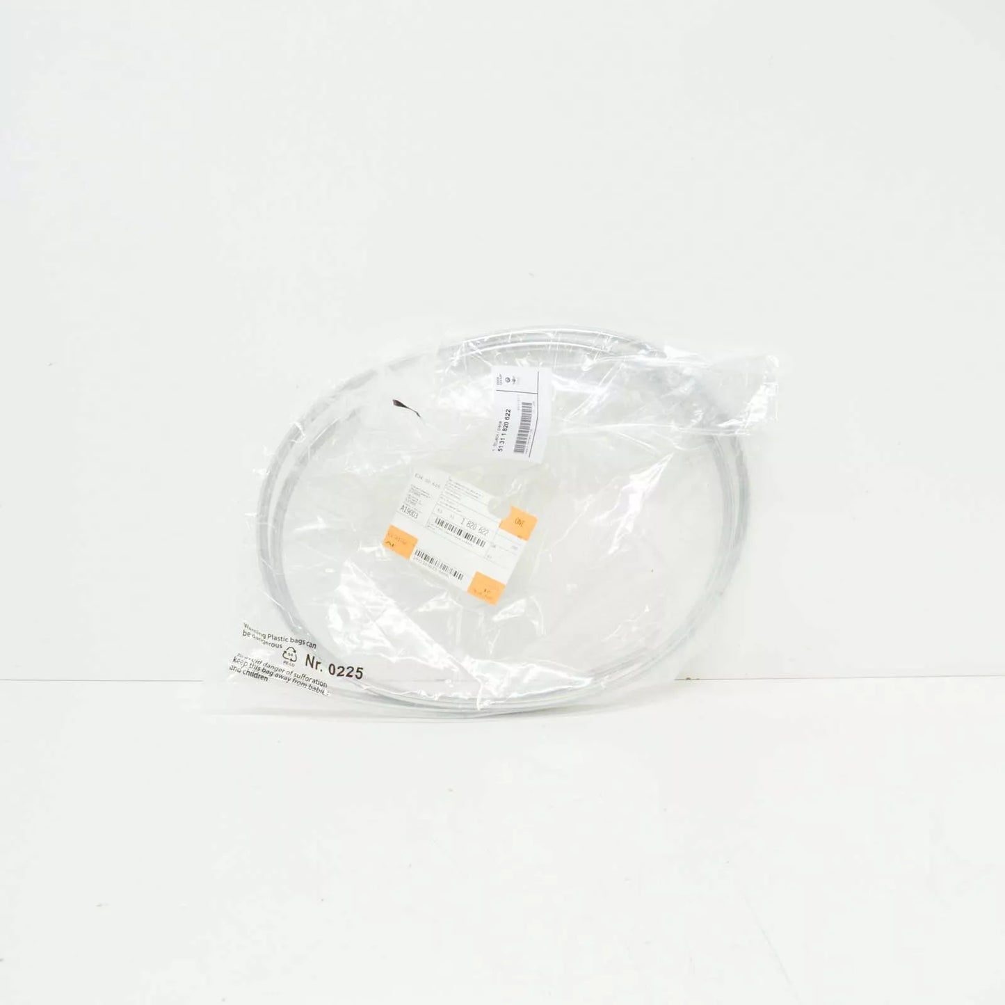 NEW BMW 5 SERIES E28 FRONT WINDSHIELD MOULDING 51311820622 ORIGINAL