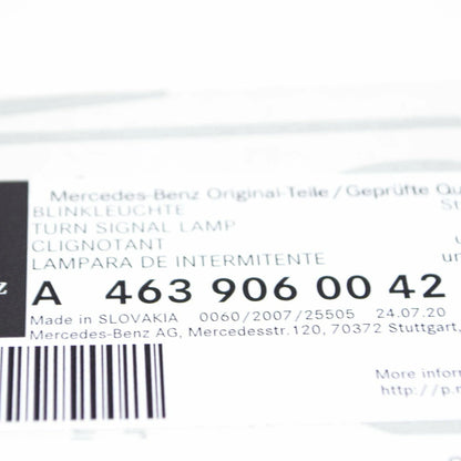 NEW MERCEDES-BENZ G W463 FRONT DIRECTION INDICATOR A4639060042