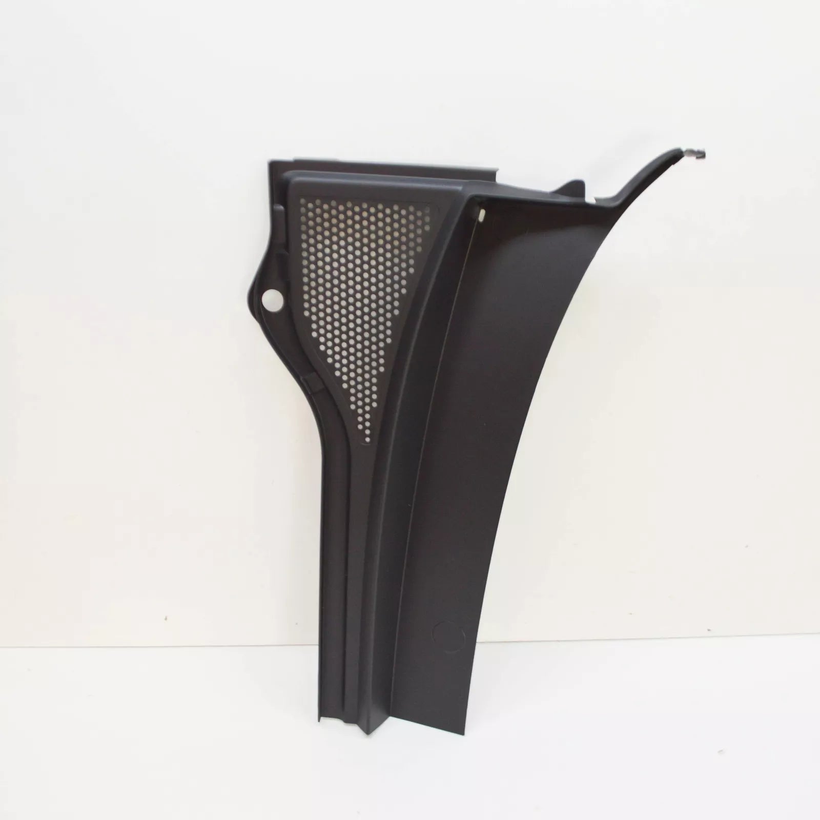 NEW VW PASSAT B8 3G FRONT RIGHT SIDE WIPERS GRILLE LHD 3G1819404F9B9 ORIGINAL