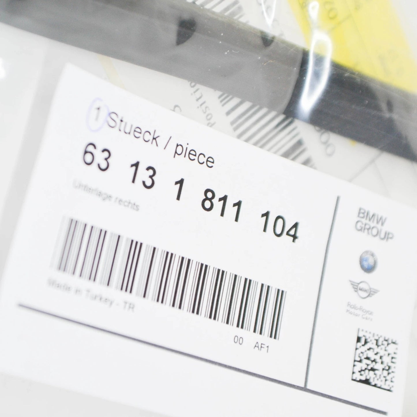 NEW BMW 2000-3.2 COUPE E9 FRONT RIGHT TURN INDICATOR BASE 63131811104 ORIGINAL