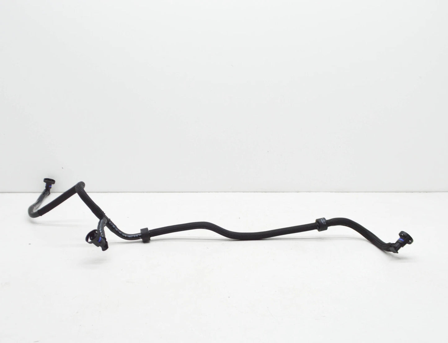 NEW BMW M5 F10 FUEL TANK BREATHER LINE 13907847238 ORIGINAL