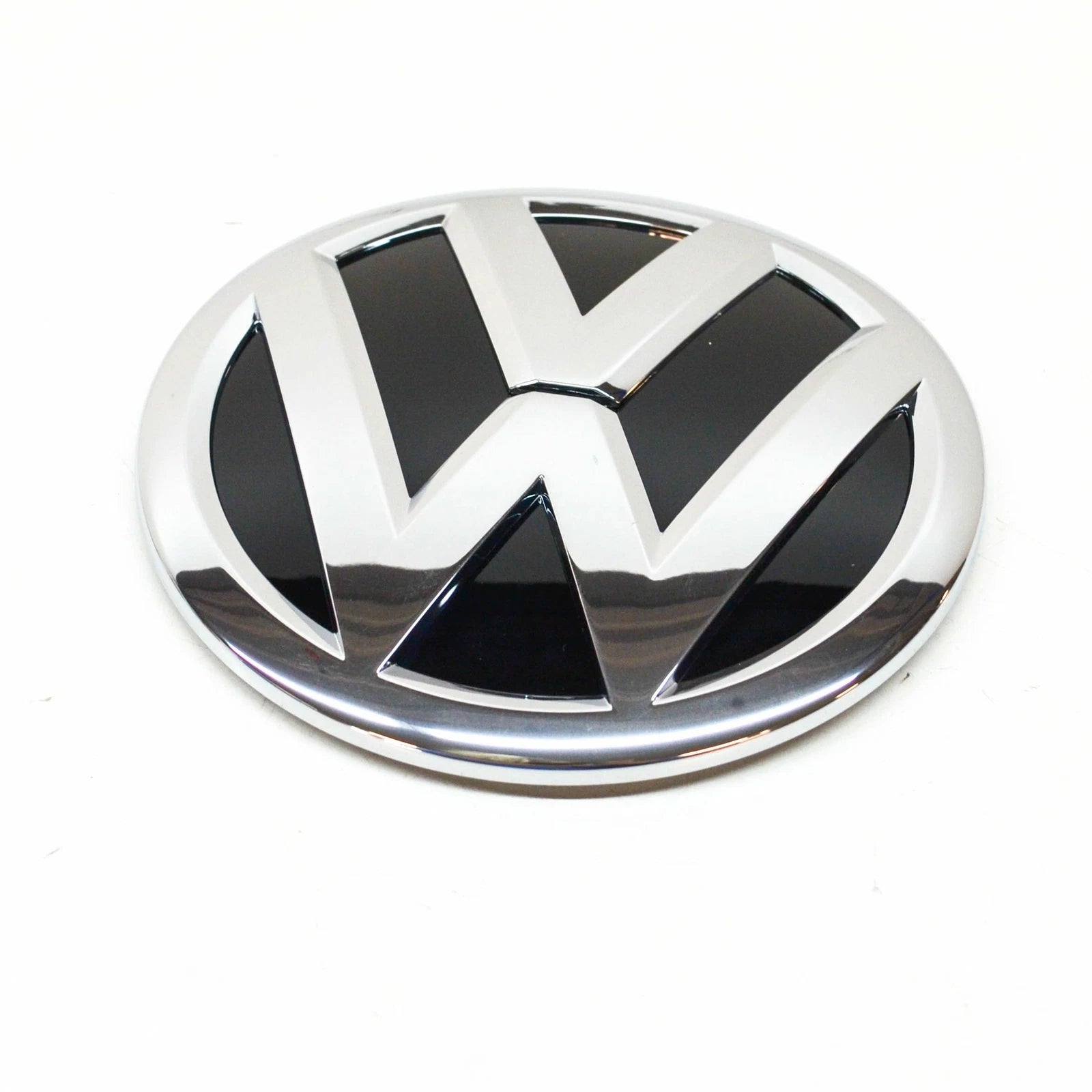 NEW VW TOUAREG 7P REAR LIFTGATE TAILGATE HATCH EMBLEM 7P6853630DFOD ORIGINAL