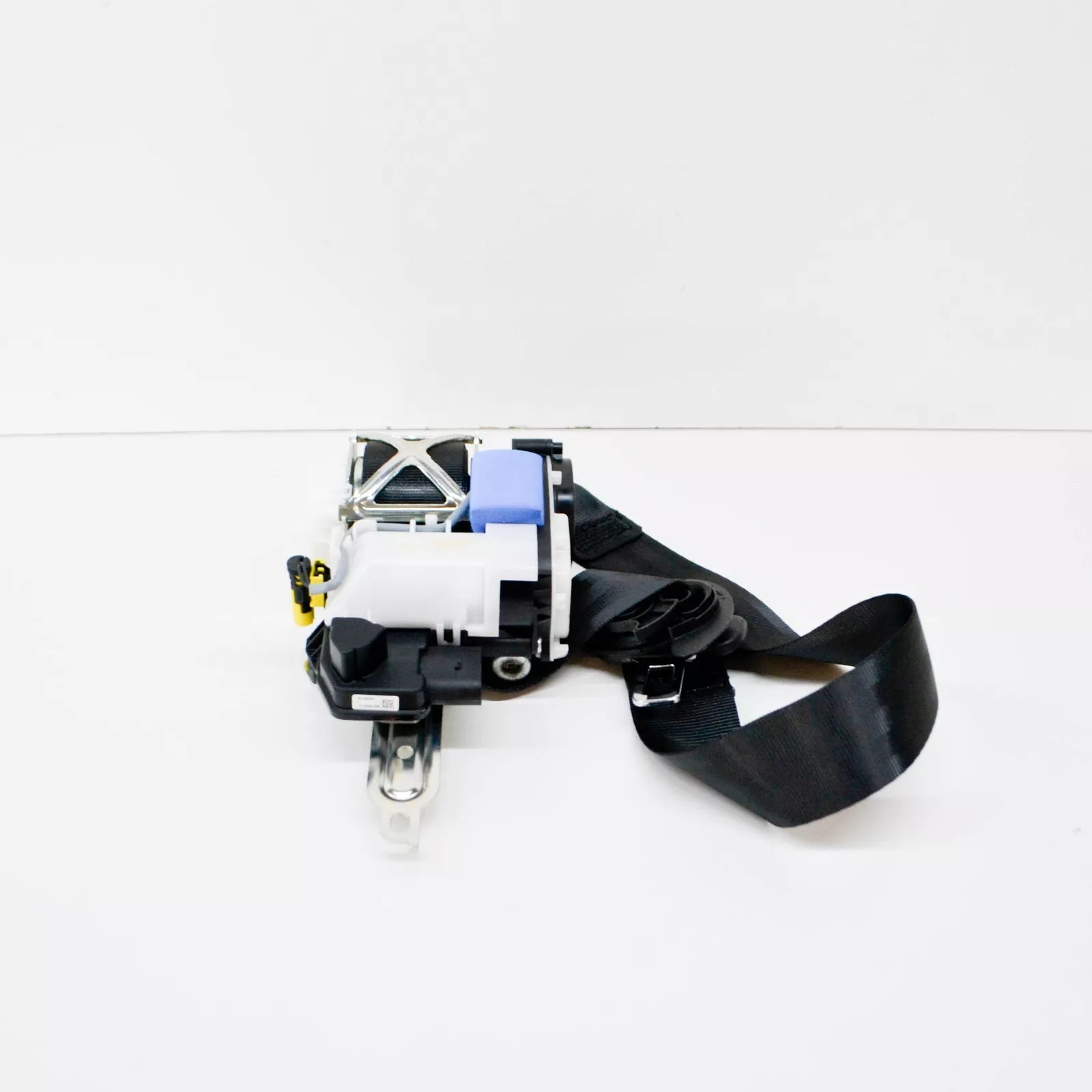 NEW VW GOLF VII 5G MK7 FRONT RIGHT SEATBELT LHD 5G4857706MRAA ORIGINAL