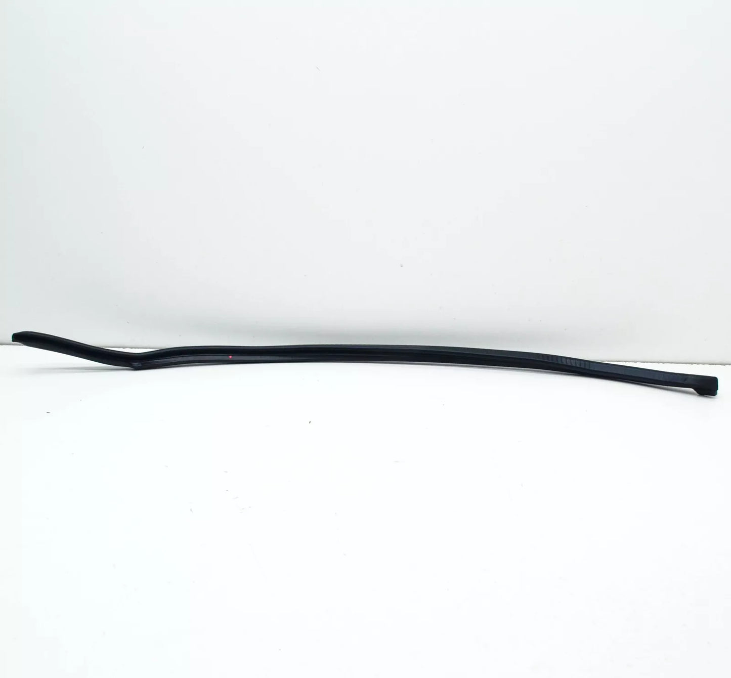 NEW AUDI A7 SPORTBACK 4G FRONT LEFT OUTER DOOR SEAL 4G8839717