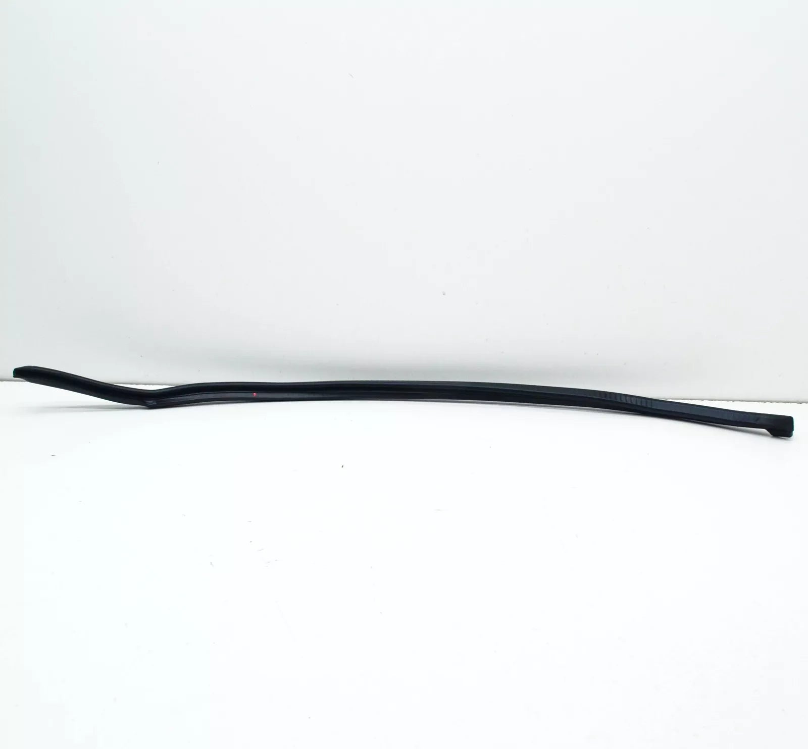 NEW AUDI A7 SPORTBACK 4G FRONT LEFT OUTER DOOR SEAL 4G8839717