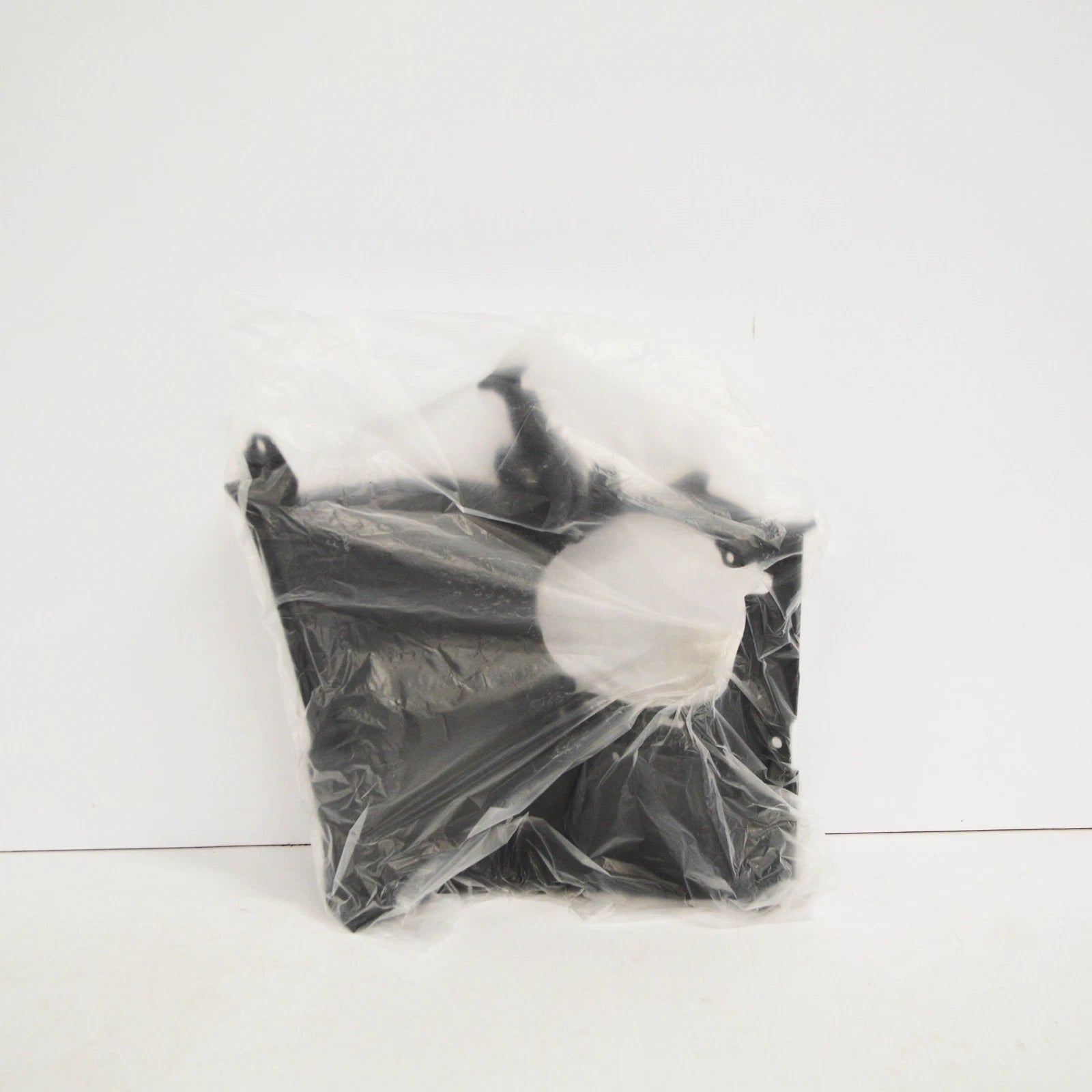 NEW BMW 3 F31 LEFT FOG LIGHT GRILLE BRACKET 51118062633 8062633 2016 ORIGINAL