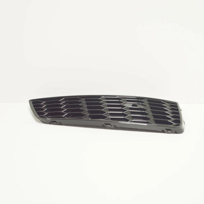 NEW AUDI Q3 8U FRONT BUMPER RIGHT SIDE GRILLE 8U0807682TT94
