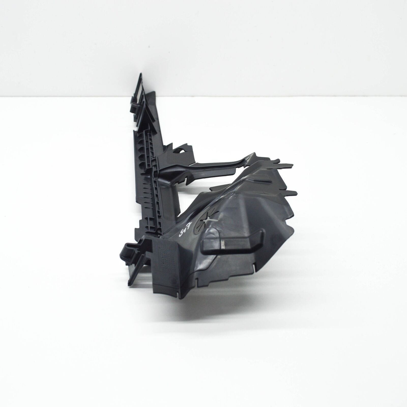 NEW VOLKSWAGEN JETTA MK7 A7 LEFT RADIATOR AIR GUIDE 17A121283K ORIGINAL