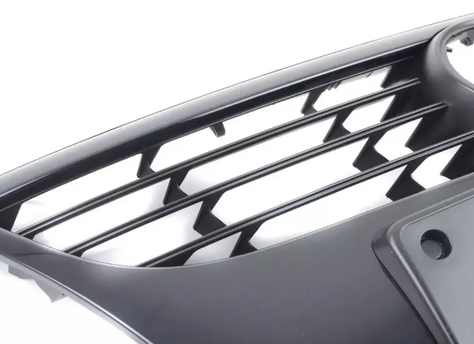 NEW VOLKSWAGEN EOS FRONT RADIATOR GRILLE 1Q0853641GS0W ORIGINAL