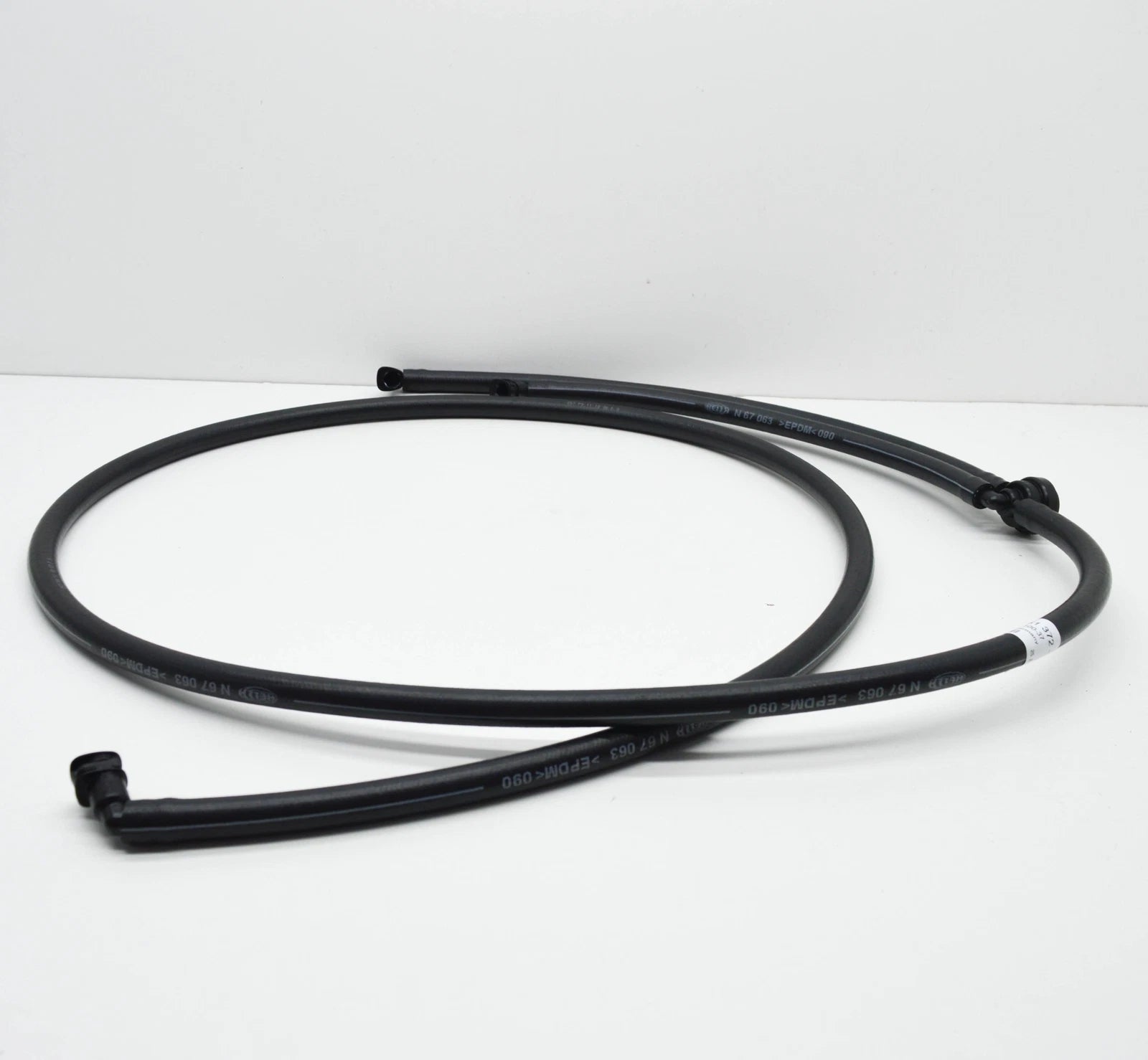 NEW BMW 6 CABRIO E64 HEADLIGHT WASHER HOSE 61677051372 7051372 ORIGINAL