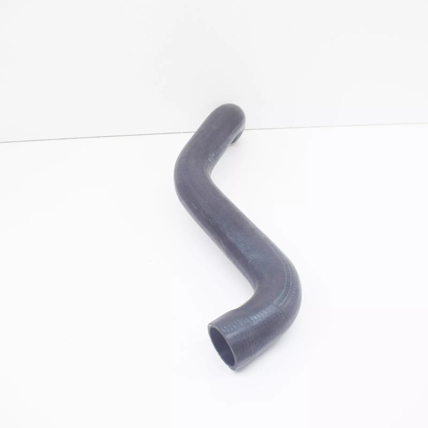 NEW BMW 3 E30 COOLING SYSTEM WATER HOSE 11532241080 ORIGINAL